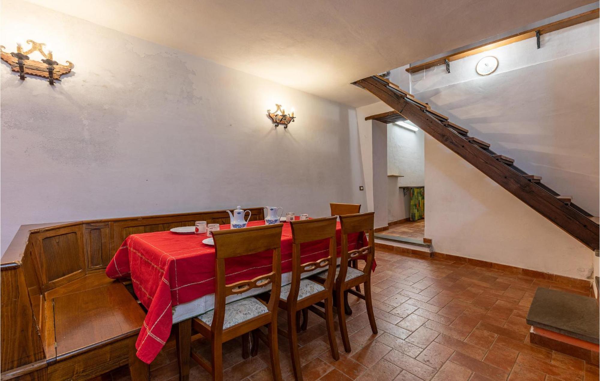 Awesome Home In Marliana With Kitchenette מראה חיצוני תמונה