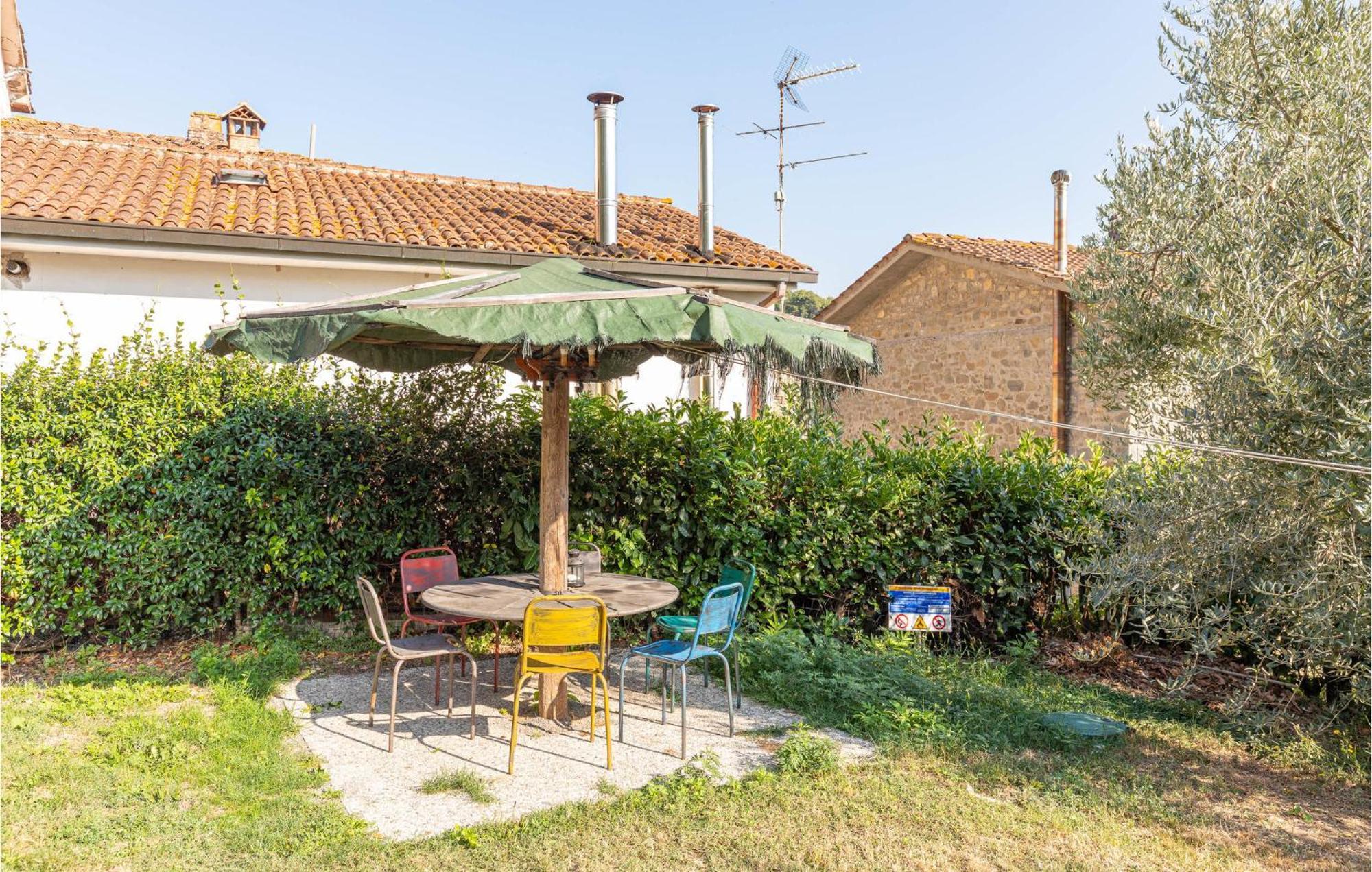 Awesome Home In Marliana With Kitchenette מראה חיצוני תמונה