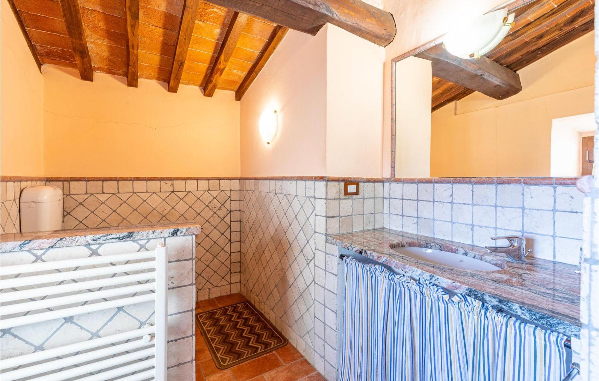 Awesome Home In Marliana With Kitchenette מראה חיצוני תמונה