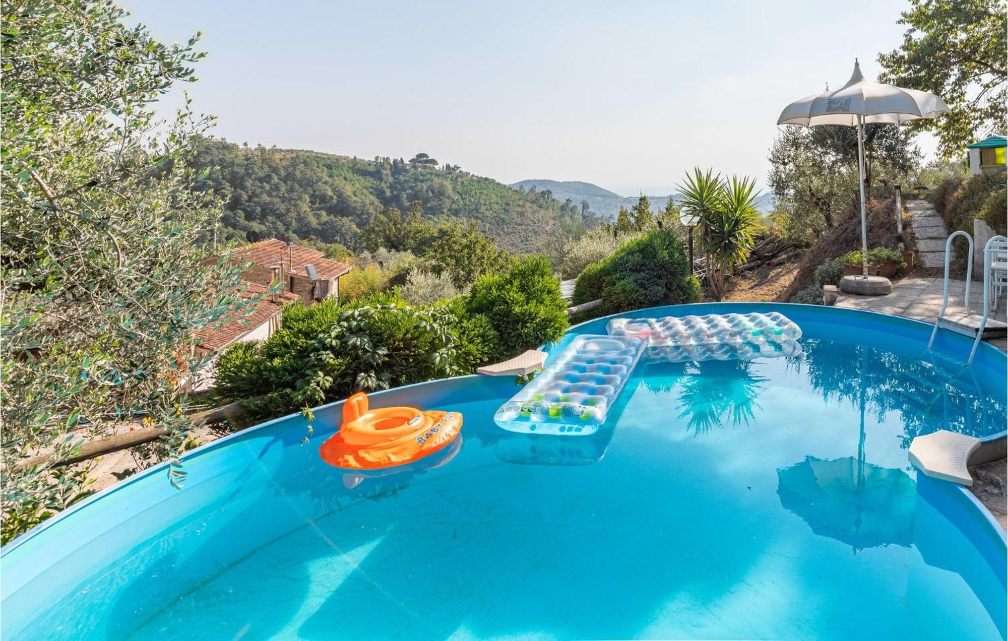 Awesome Home In Marliana With Kitchenette מראה חיצוני תמונה